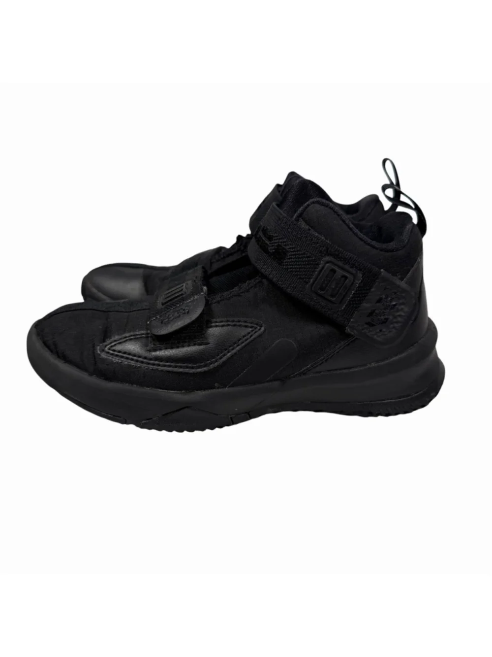 Nike LeBron Soldier 13 SFG Black Basketball Shoes Athletic Sneakers Kid Size 13C